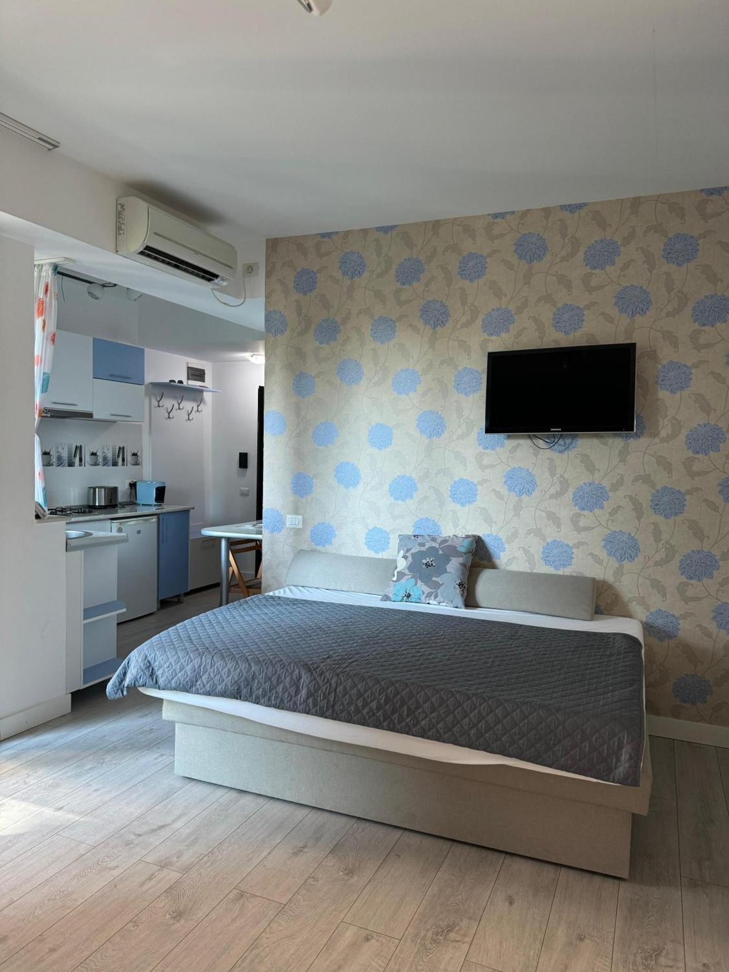 Georgiana * Mamaia